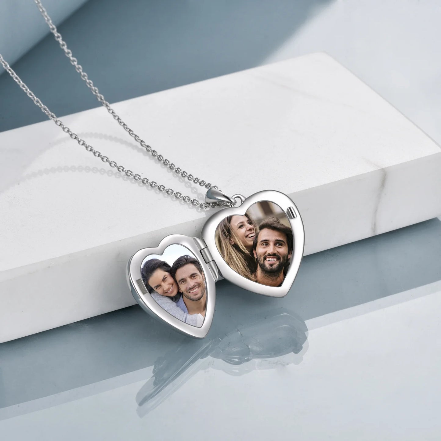 Mothers Day Gifts for Mom Sunflower Heart Lockets Necklace That Holds Pictures for Women Photo Necklace You Are My Sunshine Mother'S Day Gifts